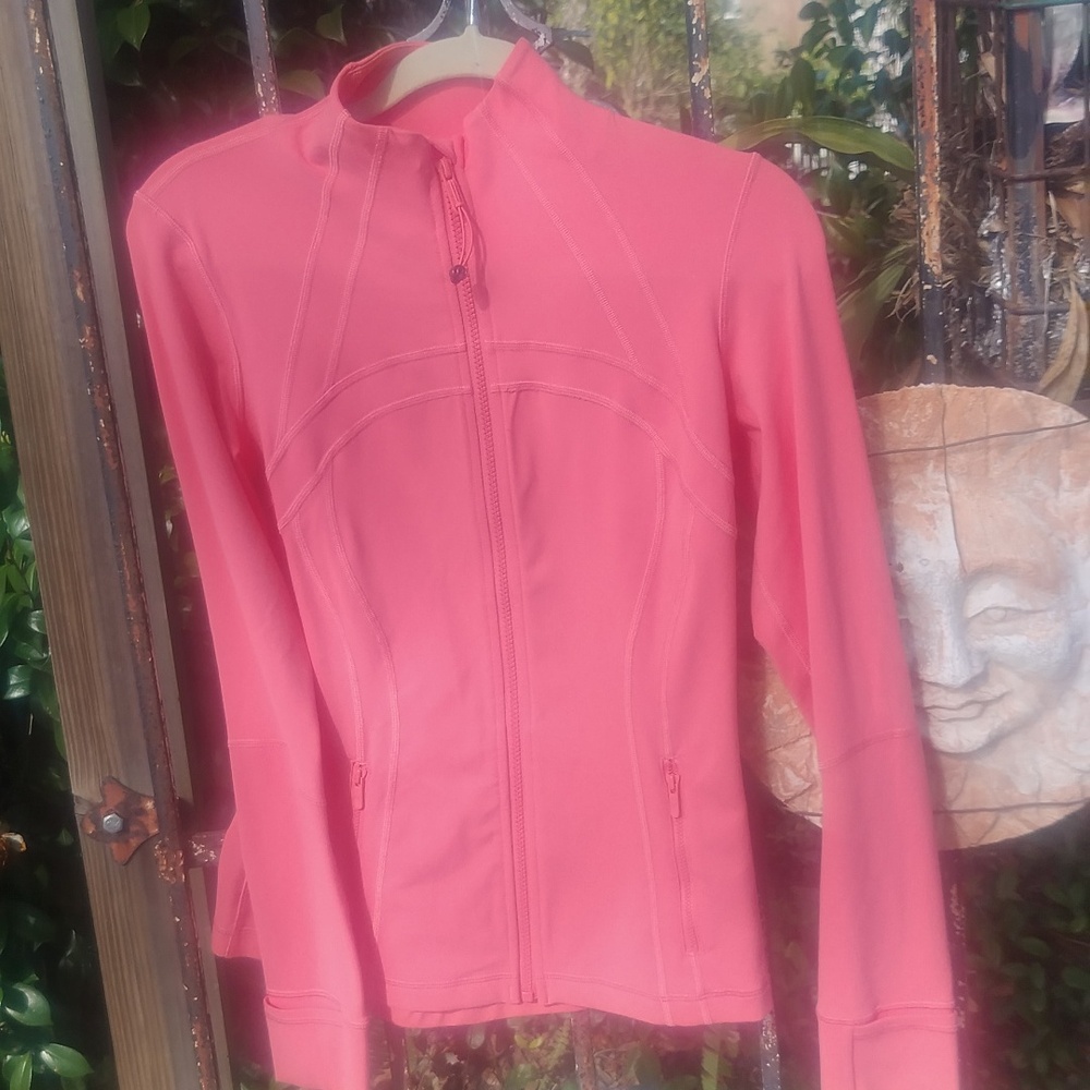Lululemon Peach Zippered Jacket Small